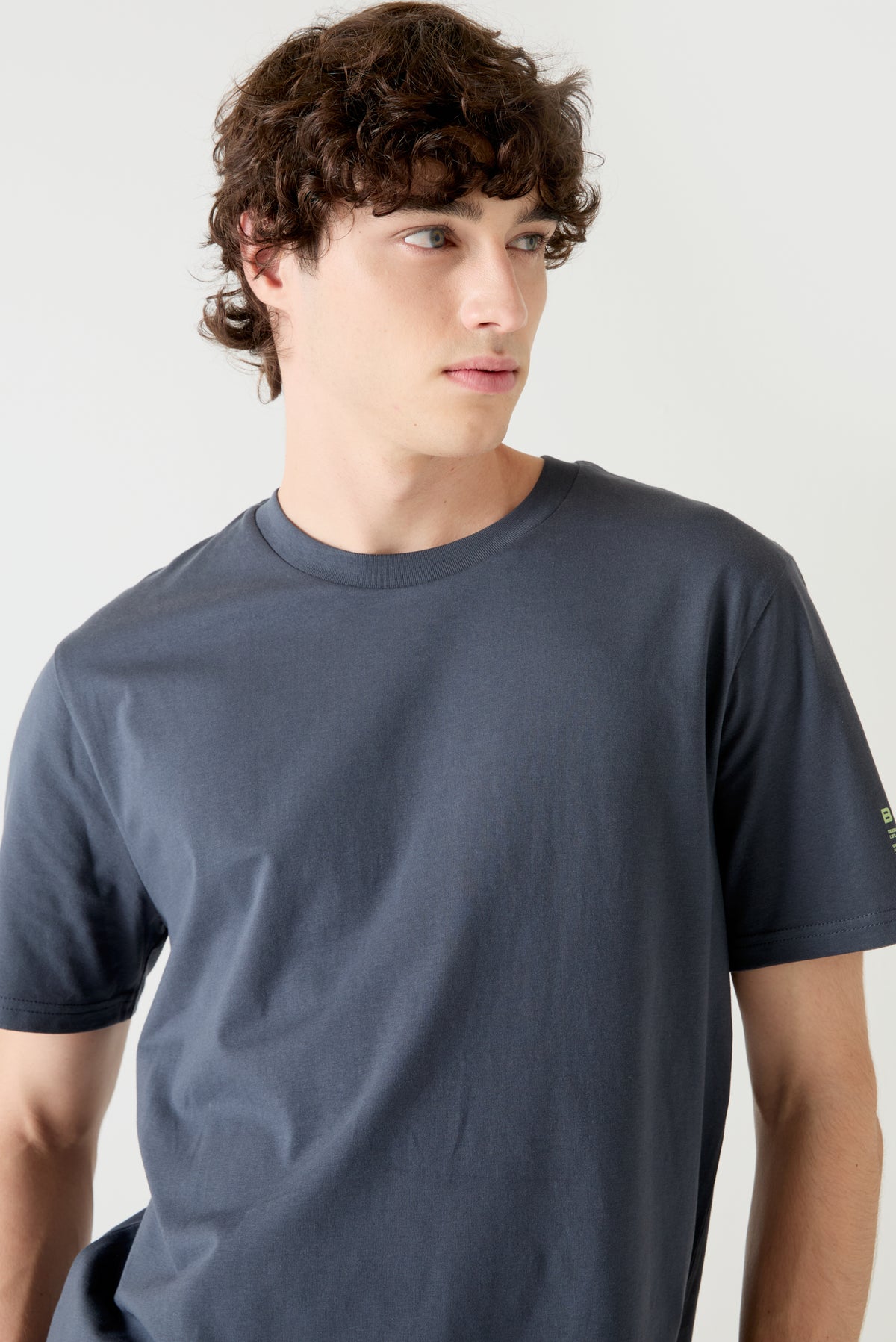 Frontier T-Shirt | India Ink Grey