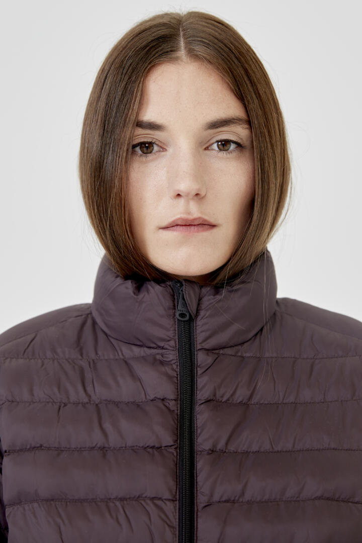 Chaqueta HEAT/02 | Plum Wine