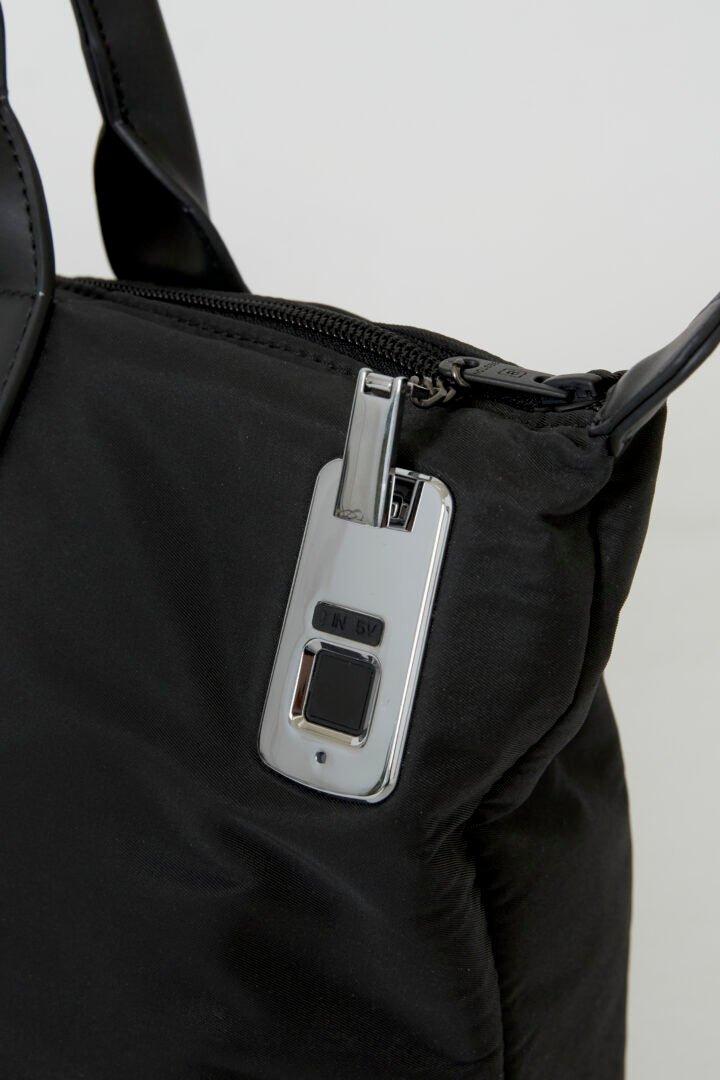 Bolso PROTECT/01 | Coal Black