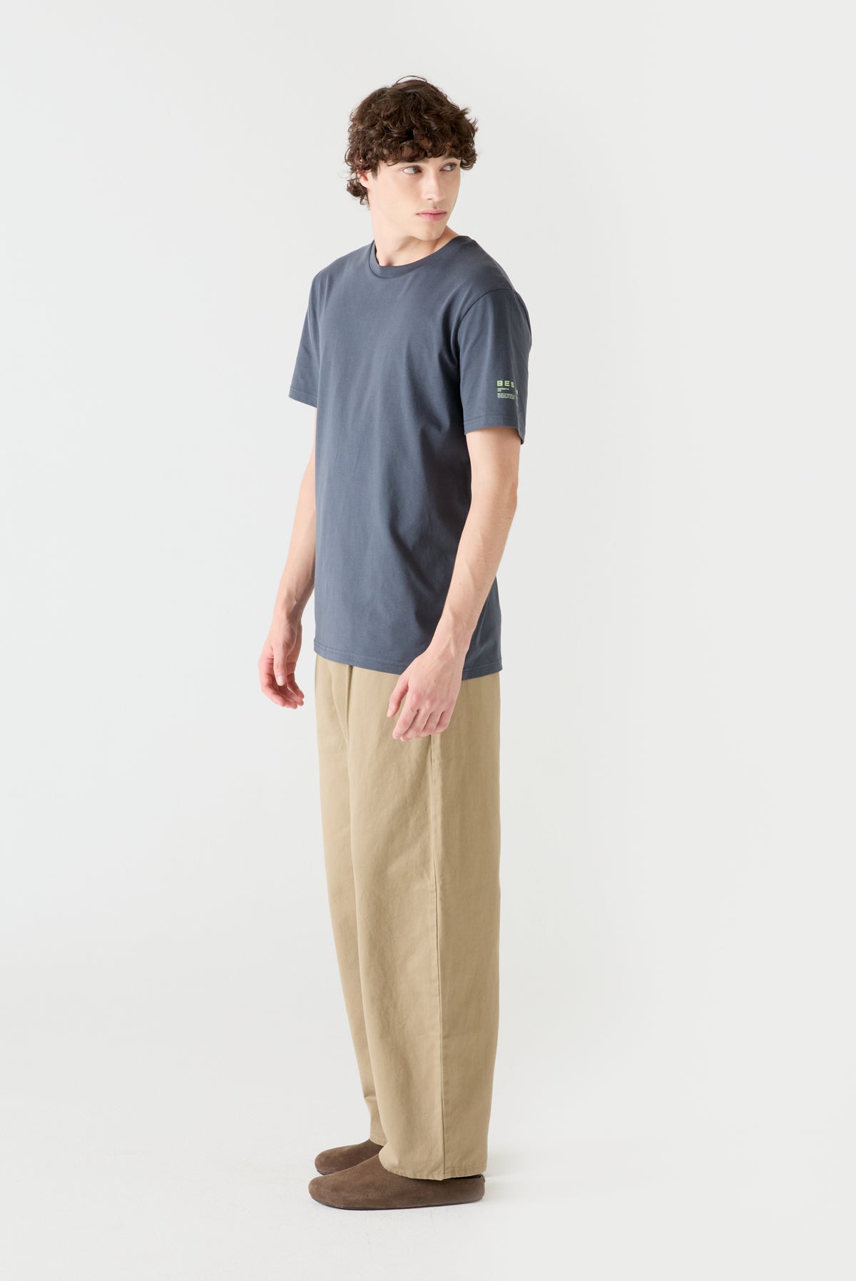 Frontier T-Shirt | India Ink Grey